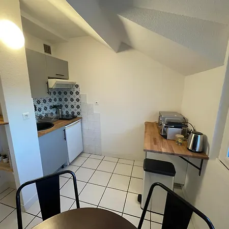 Apparemment T2 Proche De La Gare Apartman